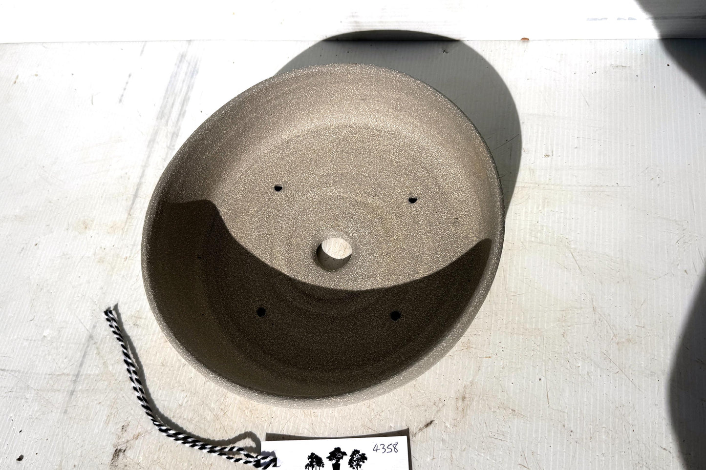 Round 22cm Beige Smooth Stoneware Bonsai Pot